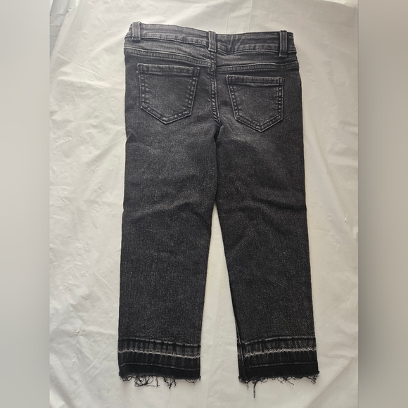 Thereabouts Girl's Black Jeans with Frayed Hem Bottoms Size 5, Straight Leg. - Picture 7 of 9